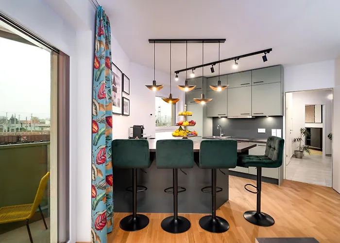 Relaxing & Living Apartment